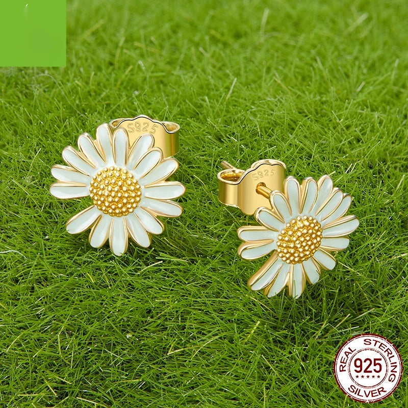 Spring Cream Green Stud Earrings Women